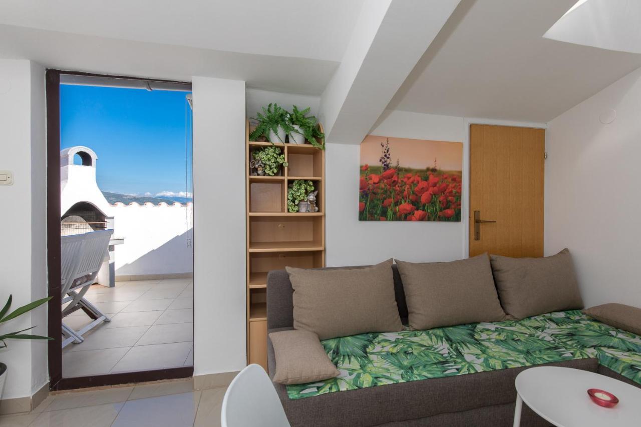 Apartment & Rooms Ivica Крк Екстер'єр фото